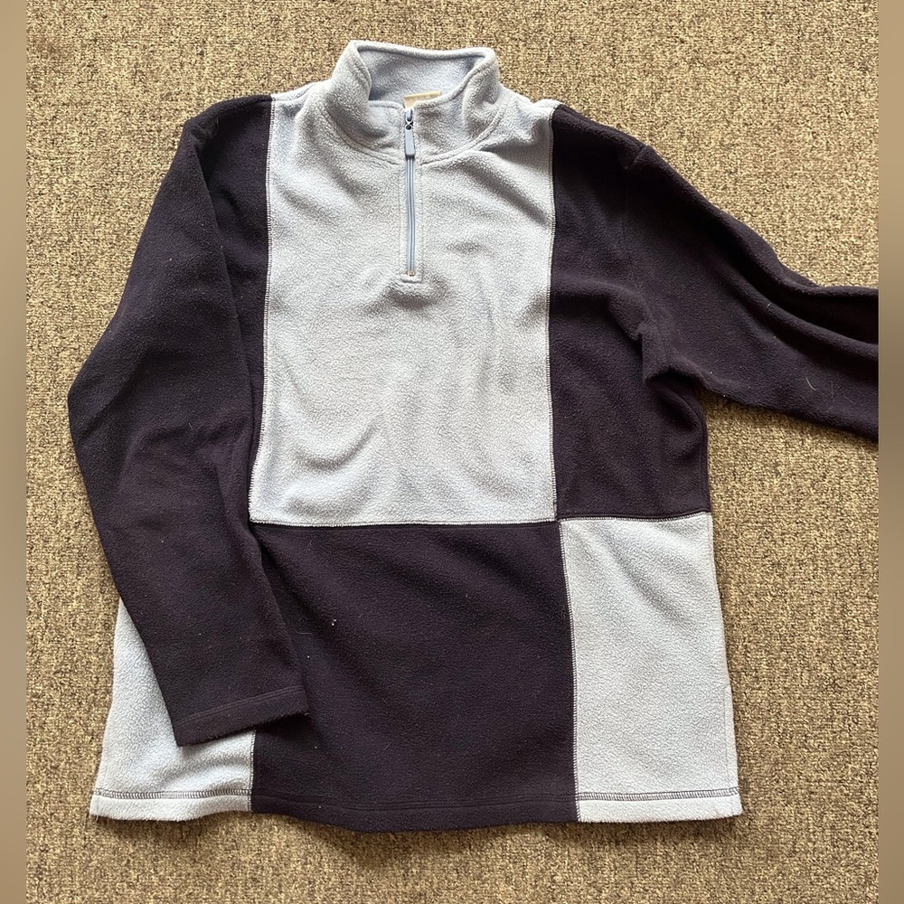 Pullover sweater